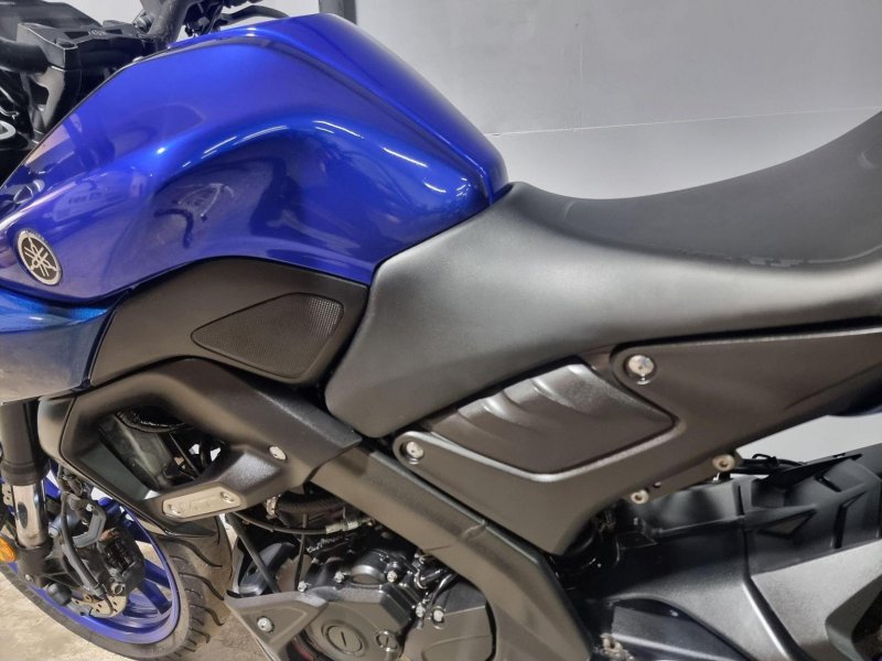 YAMAHA MT-125