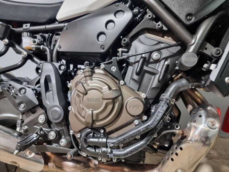 YAMAHA XSR700
