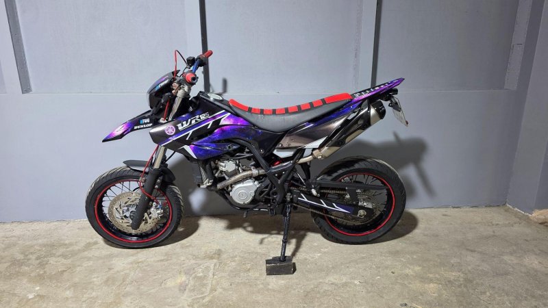 YAMAHA WR