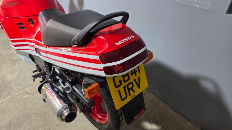 HONDA CBR1000F