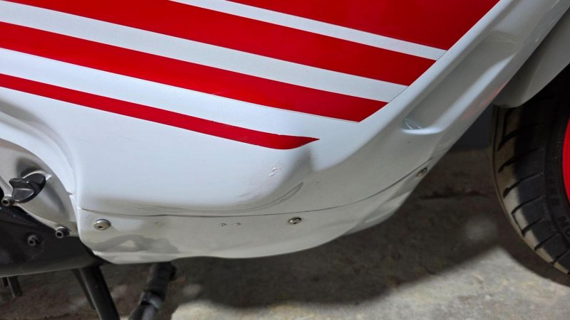 HONDA CBR1000F
