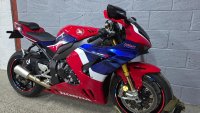 HONDA CBR1000RR-R FIREBLADE
