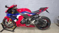 HONDA CBR1000RR-R FIREBLADE