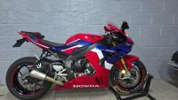 HONDA CBR1000RR-R FIREBLADE