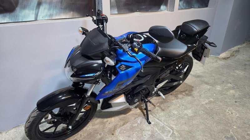 SUZUKI GSX-S125