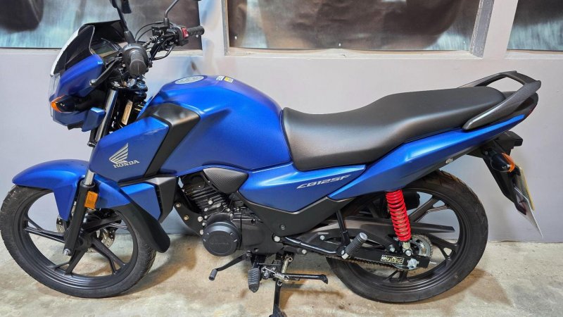 HONDA CB125F