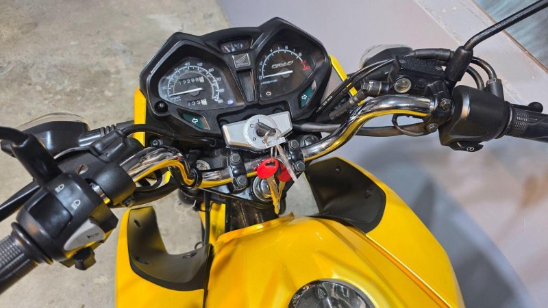 HONDA CB125F