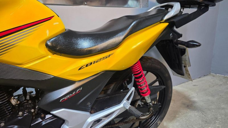 HONDA CB125F