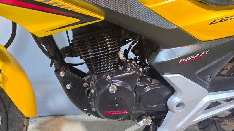 HONDA CB125F