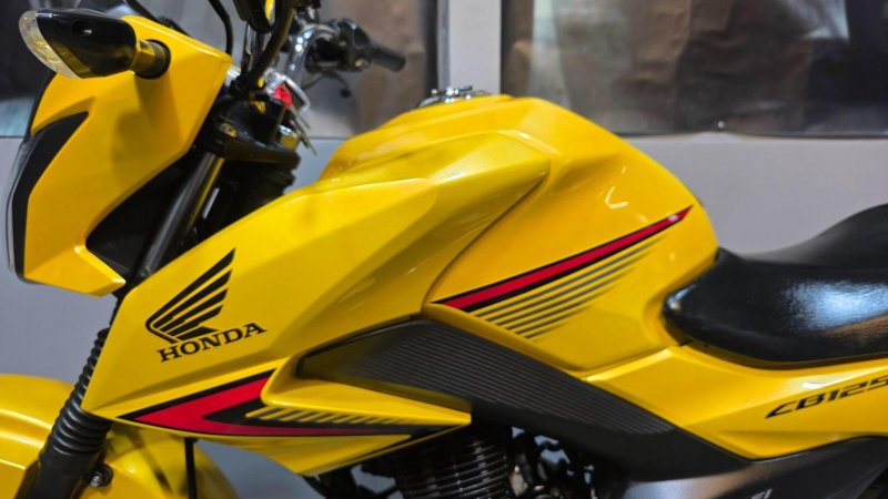 HONDA CB125F