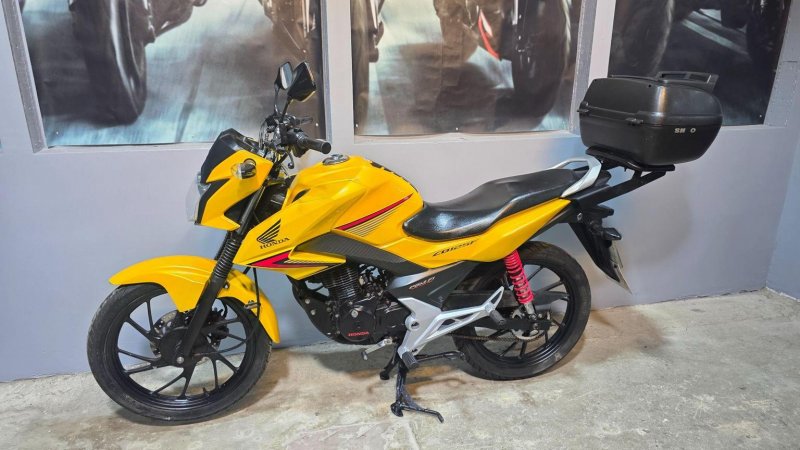 HONDA CB125F