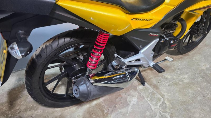 HONDA CB125F