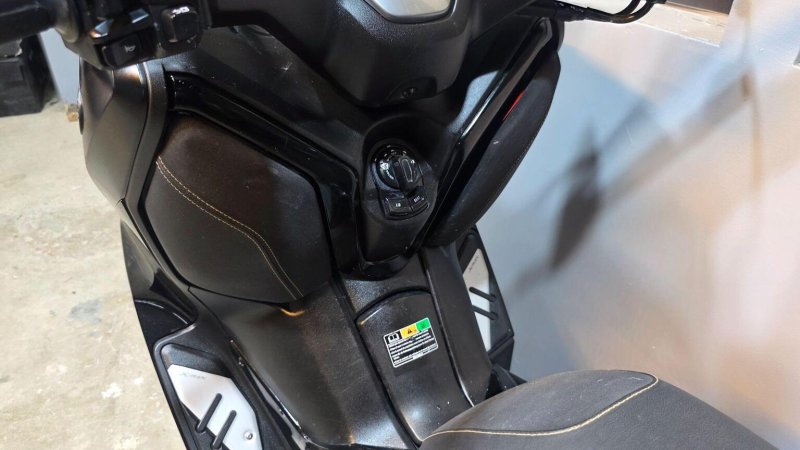 YAMAHA X-Max