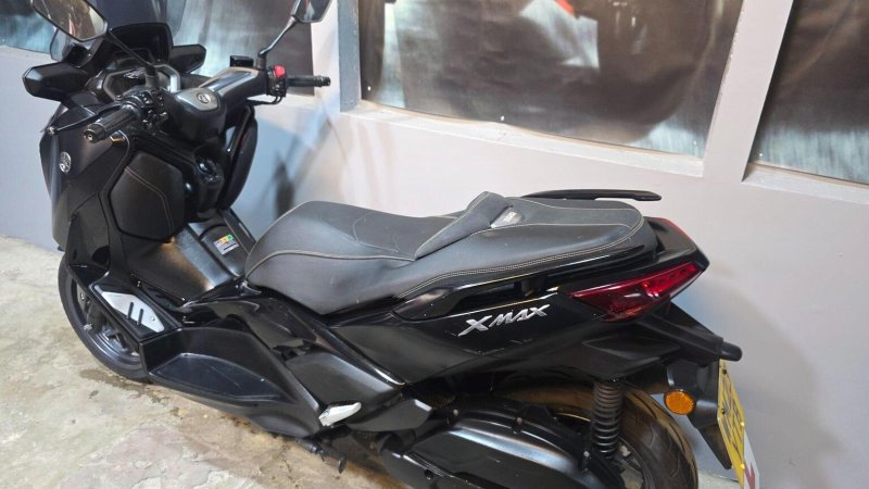 YAMAHA X-Max