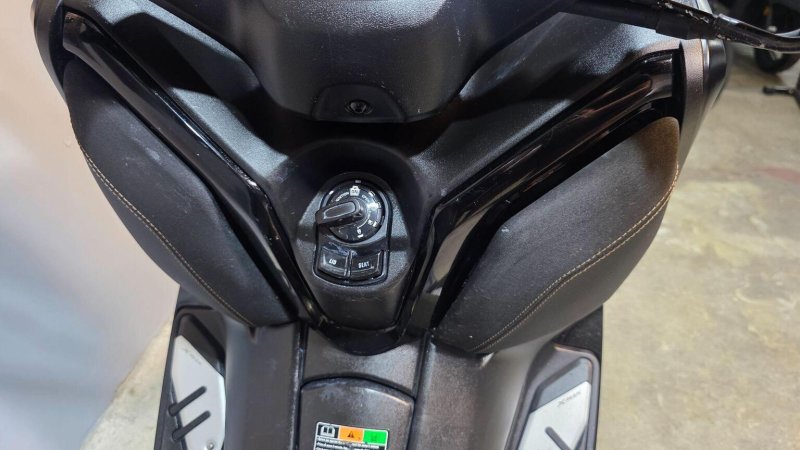 YAMAHA X-Max