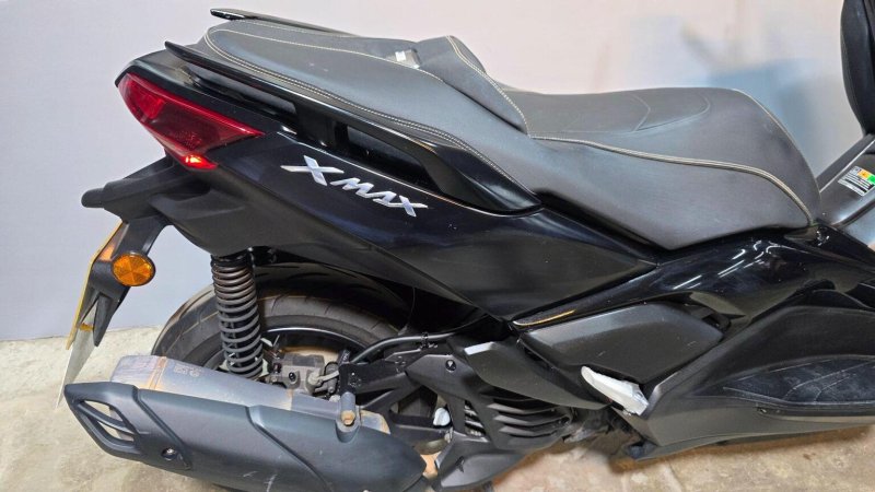 YAMAHA X-Max