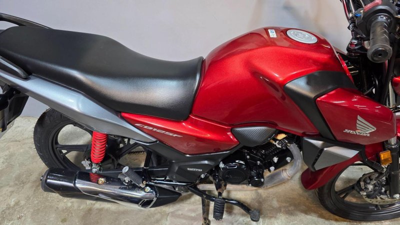 HONDA CB125F