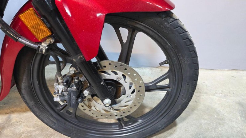 HONDA CB125F