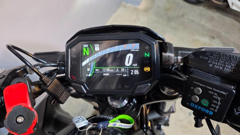 KAWASAKI Z650