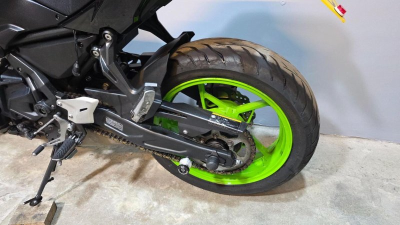 KAWASAKI Z650