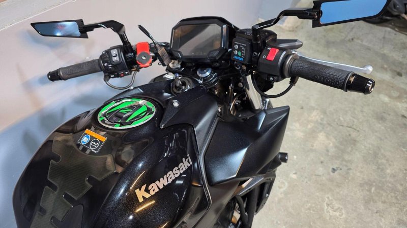 KAWASAKI Z650