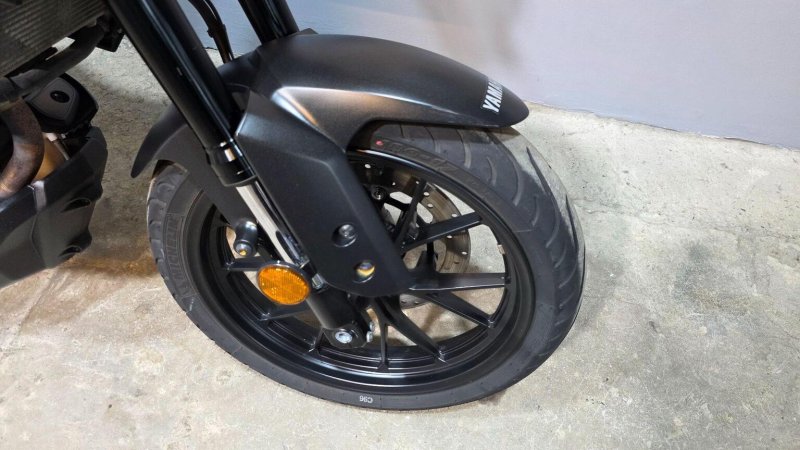 YAMAHA MT-125