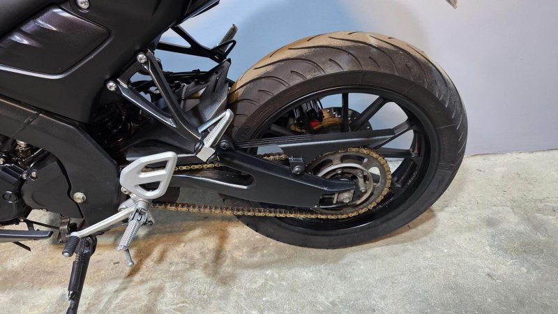 YAMAHA MT-125