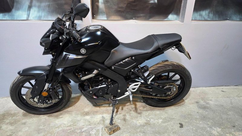 YAMAHA MT-125