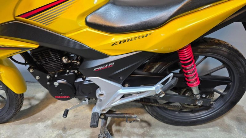 HONDA CB125F