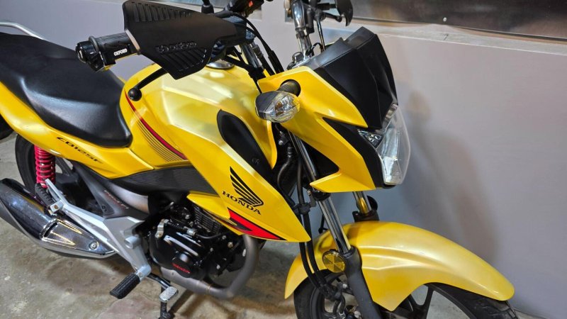 HONDA CB125F