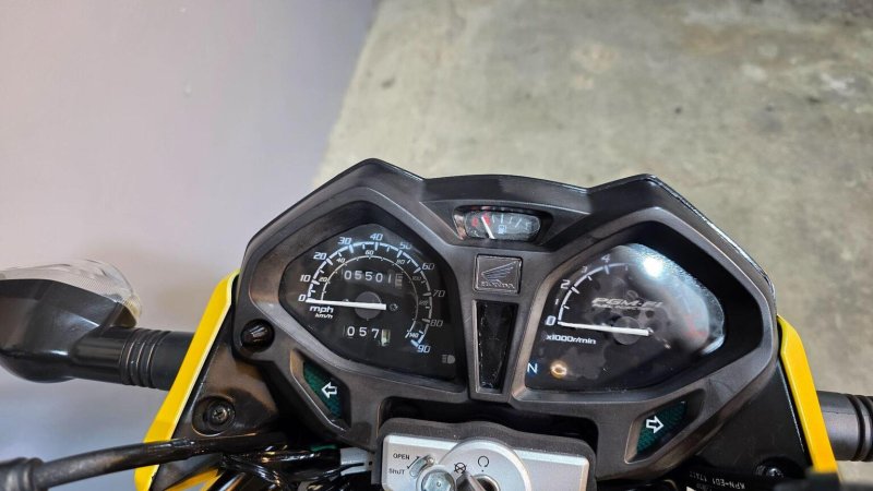 HONDA CB125F
