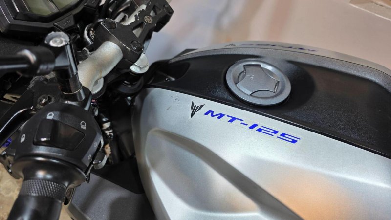 YAMAHA MT-125