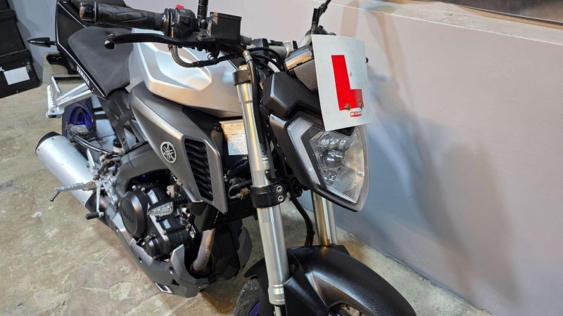 YAMAHA MT-125